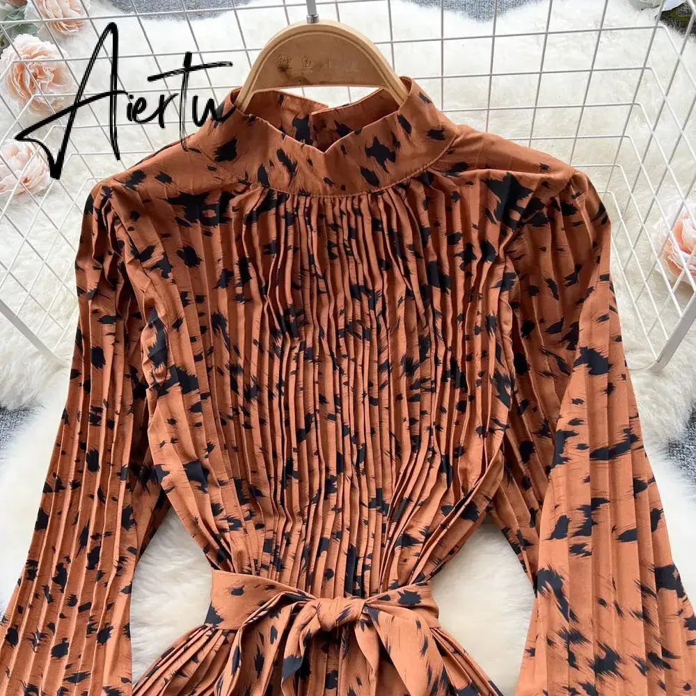 Aiertu Senior  French Retro Dress Turtleneck Long Lantern Sleeves Belt Pleated Women Streetwear Elegant Party Vintage Dress