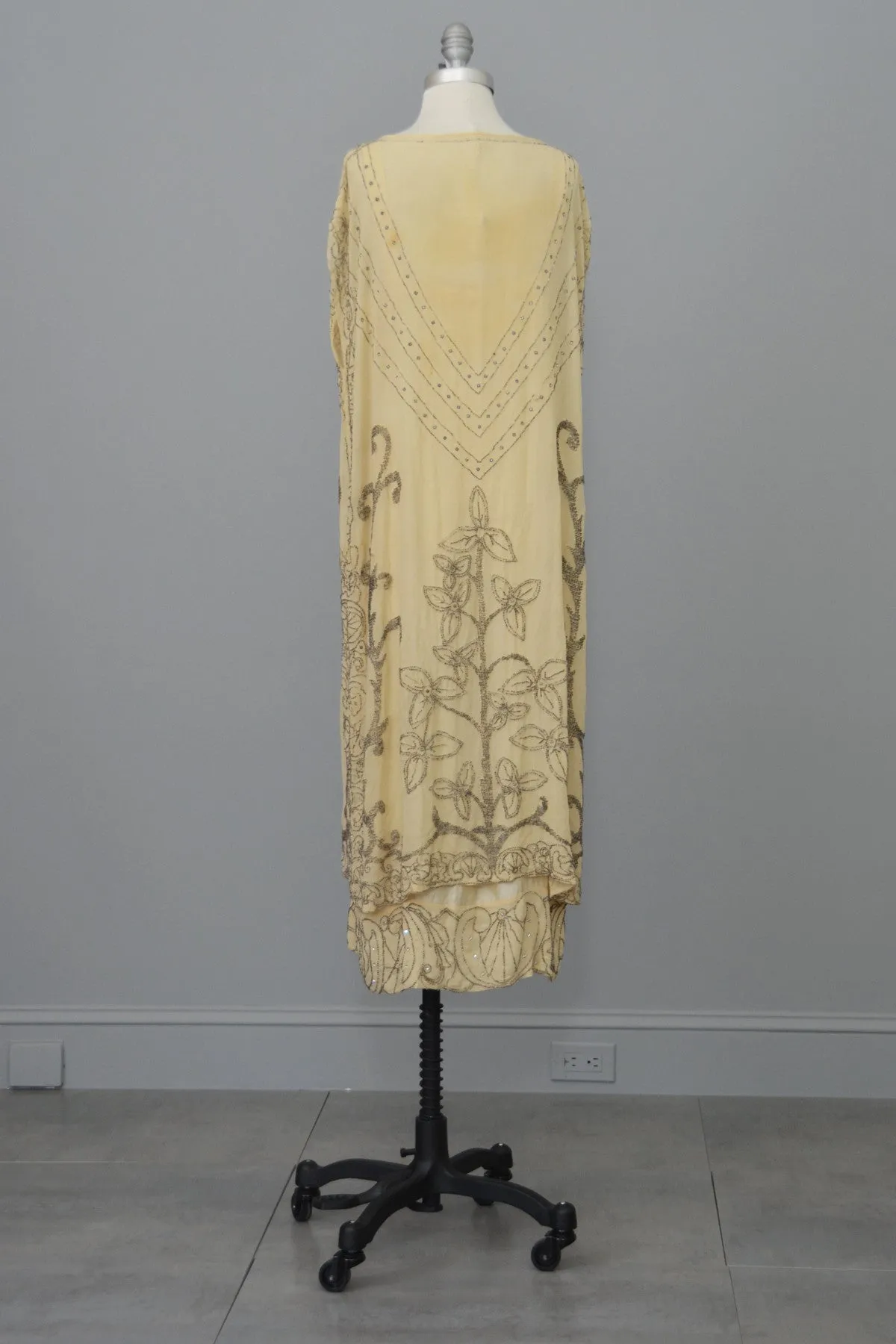 Authentic 1920s Cream Silk Beaded Two Piece Flapper Wedding Dress Tunic