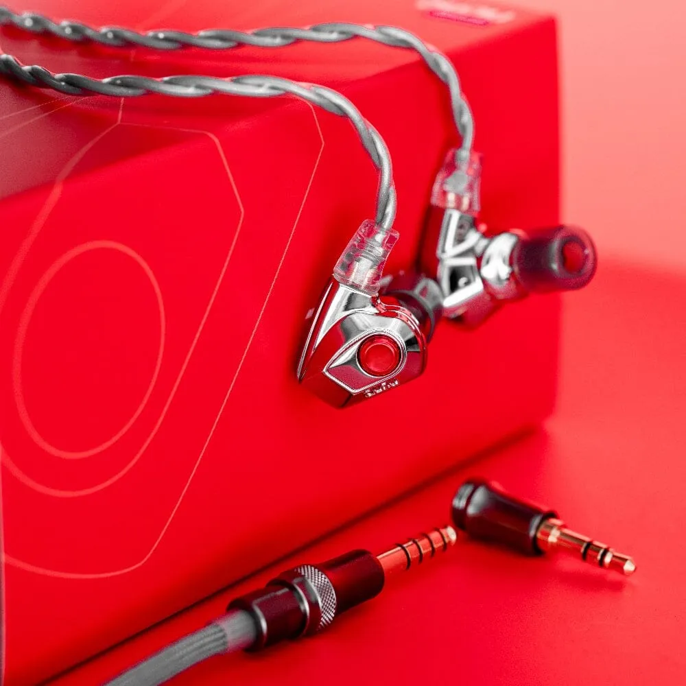 DUNU Titan S2 Dual-Chamber & Magnetic Circuit Dynamic Driver In-Ear Earphones