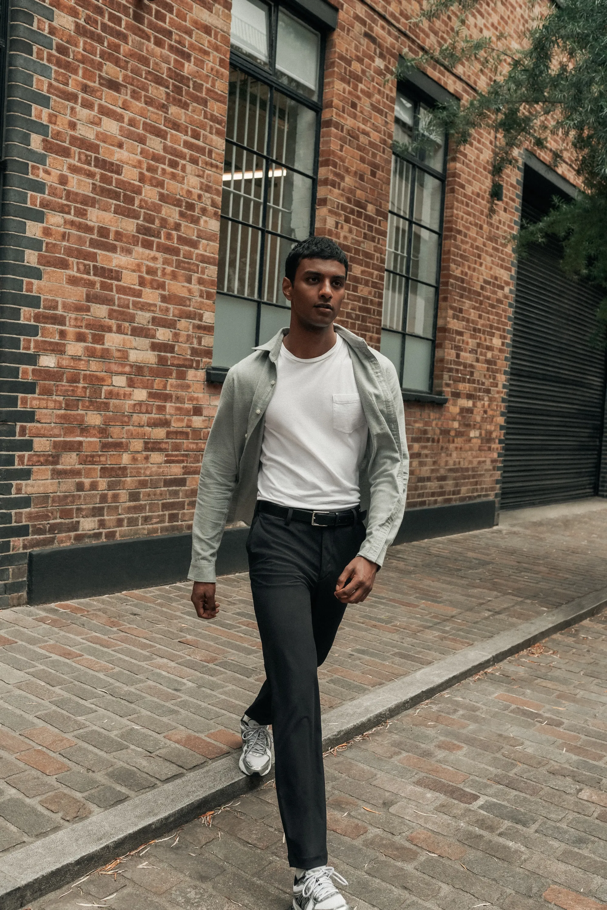 Go Chino, Slim Tapered Fit with Airweave