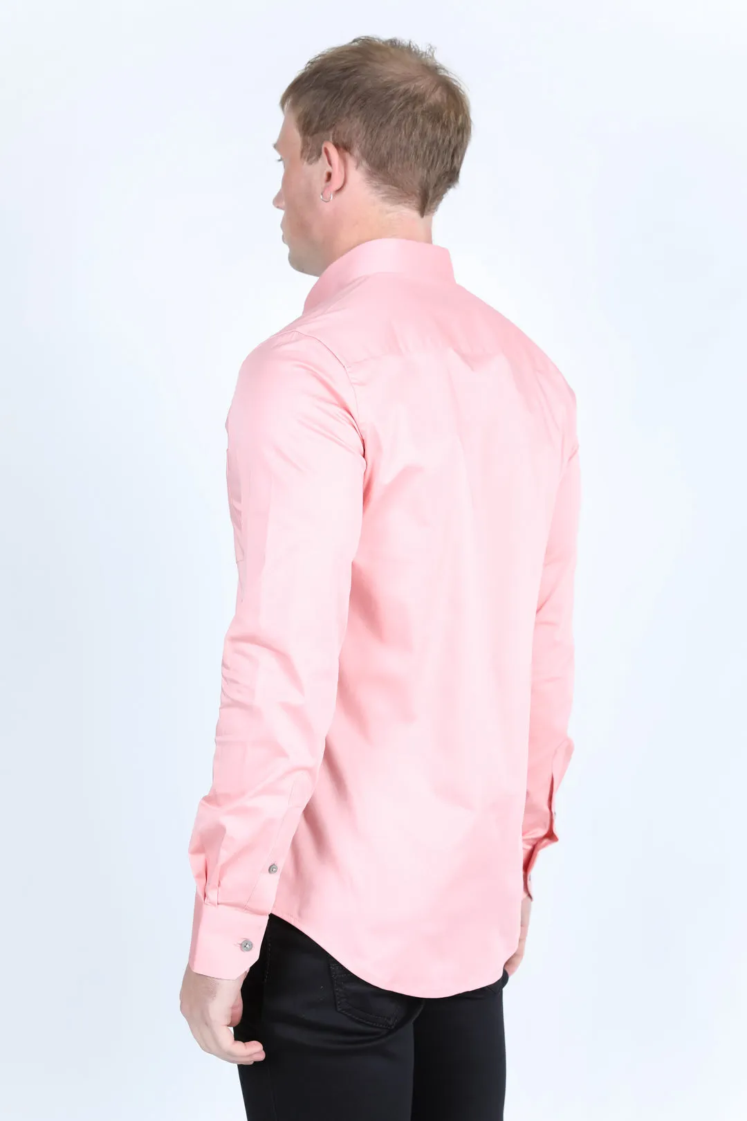 Men’s Single Pocket Logo Modern Fit Stretch Dress Shirt - Pink