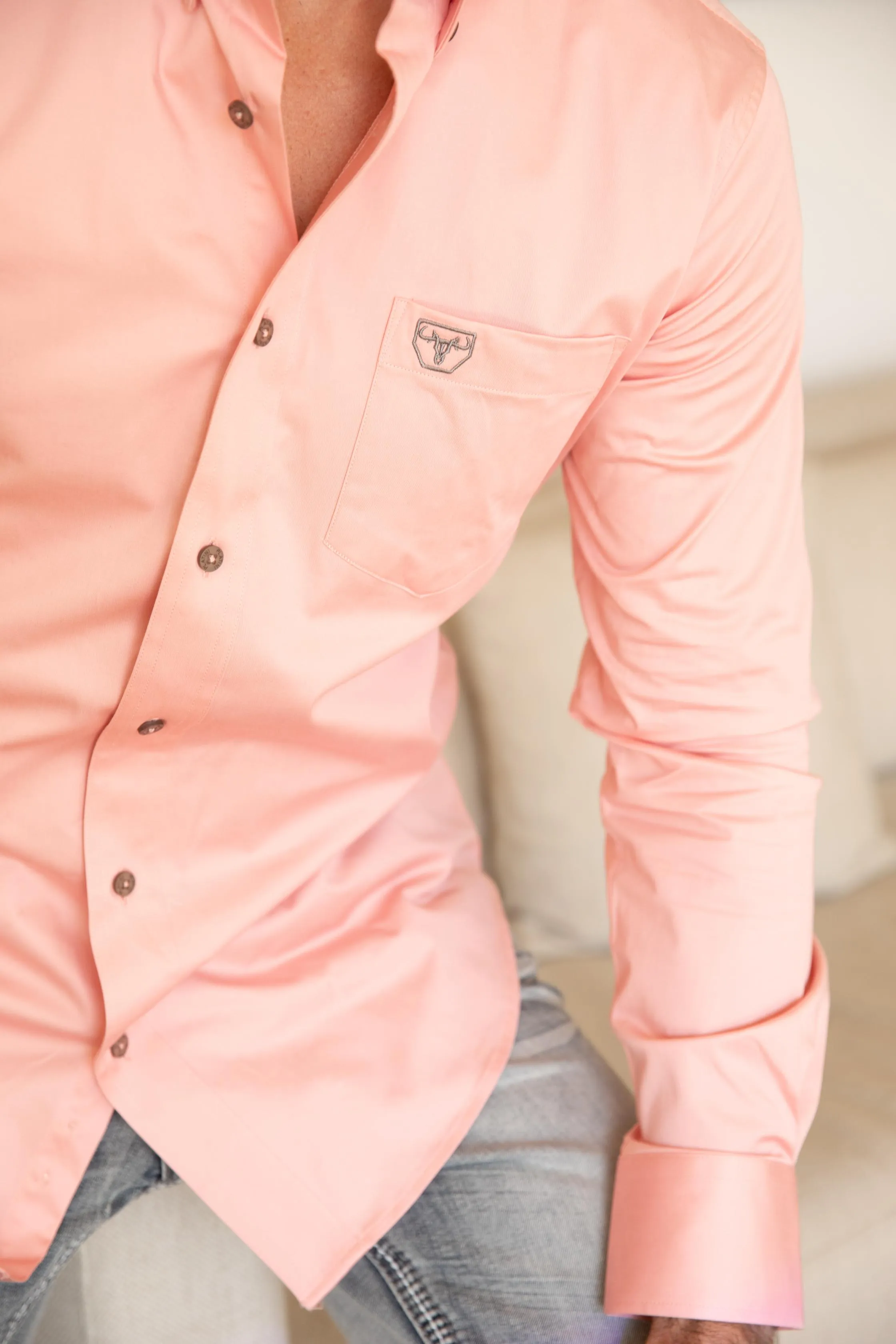 Men’s Single Pocket Logo Modern Fit Stretch Dress Shirt - Pink