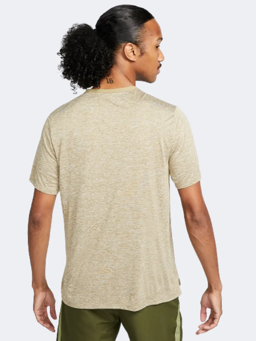 Nike Dri-Fit Rise 365 Men Running T-Shirt Neutral Olive