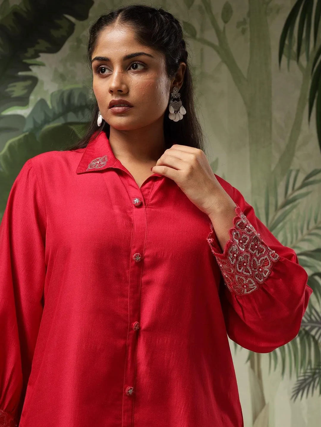 Swarna Plus Size Red Muslin Embellished Co-Ord Set