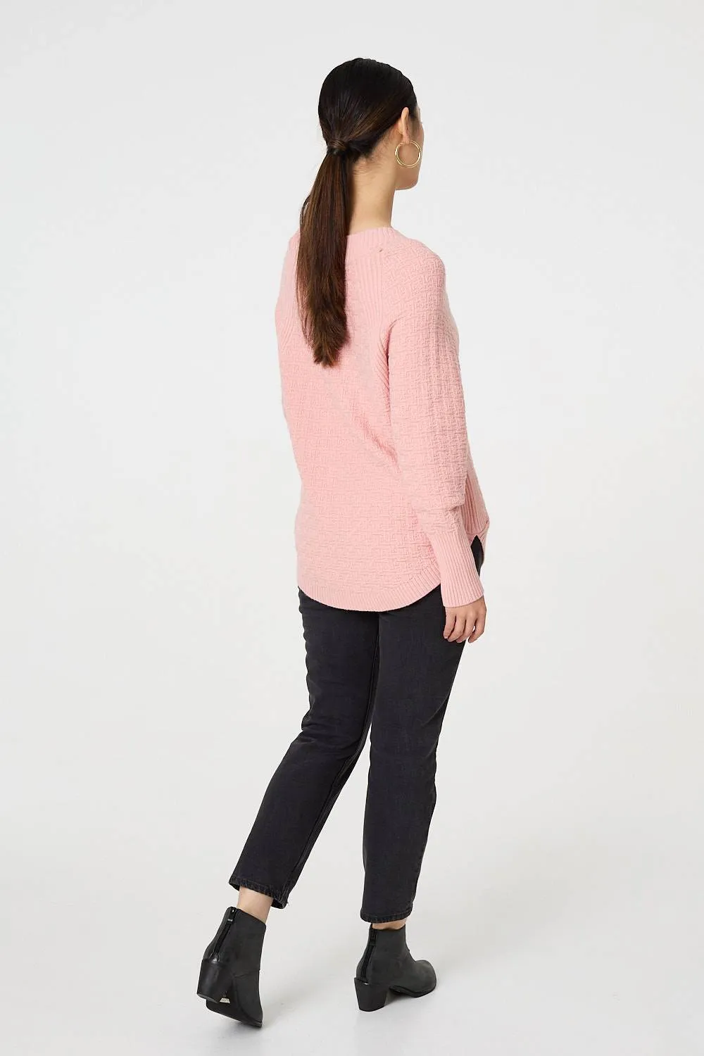 Textured V-Neck Relaxed Curve Hem Jumper