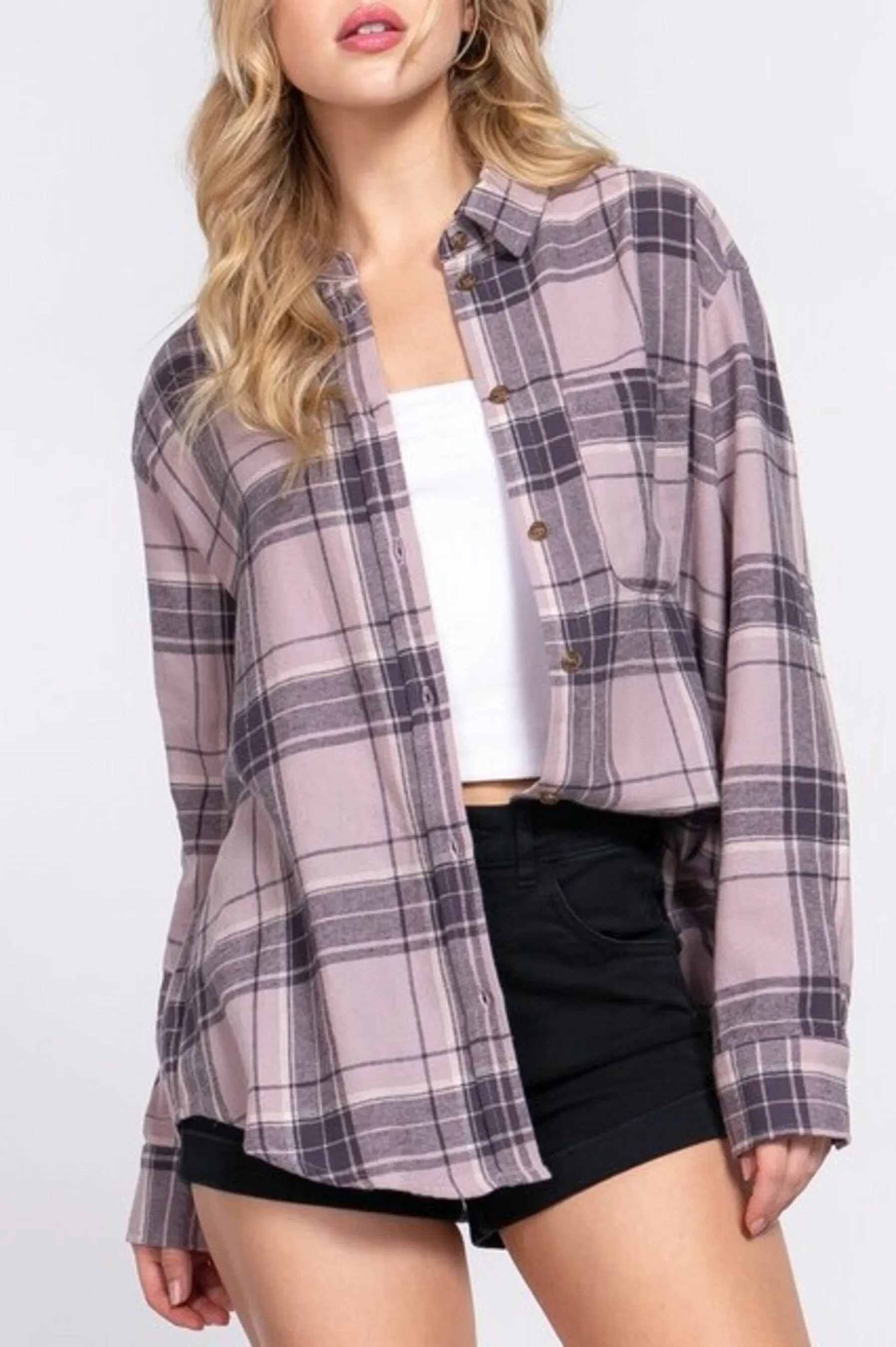 Women's Long sleeve notched collar plaid shirt